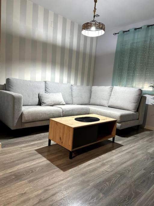 קורדובה Apartamento Turistico Ohana Nani מראה חיצוני תמונה